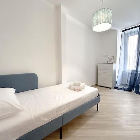 Lusso In Centro Storico - Wifi - Ac Apartment ซาโวนา ภายนอก รูปภาพ